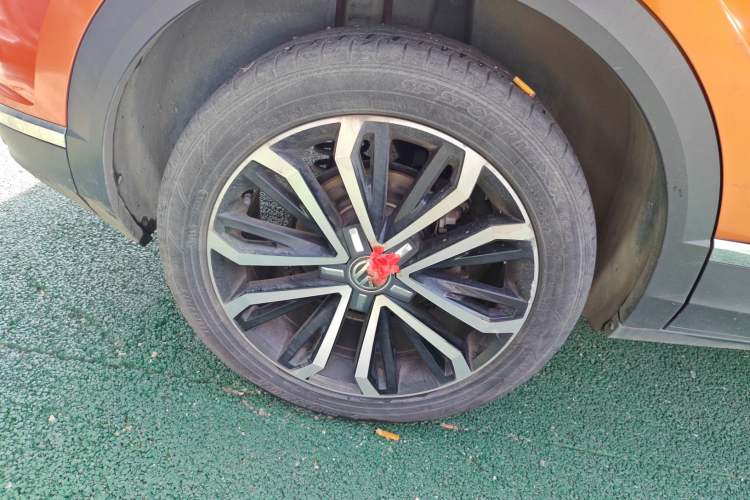 Used Volkswagen T-ROC 2018 280TSI DSG Two-Wheel-Drive Comfort Version China V Standard