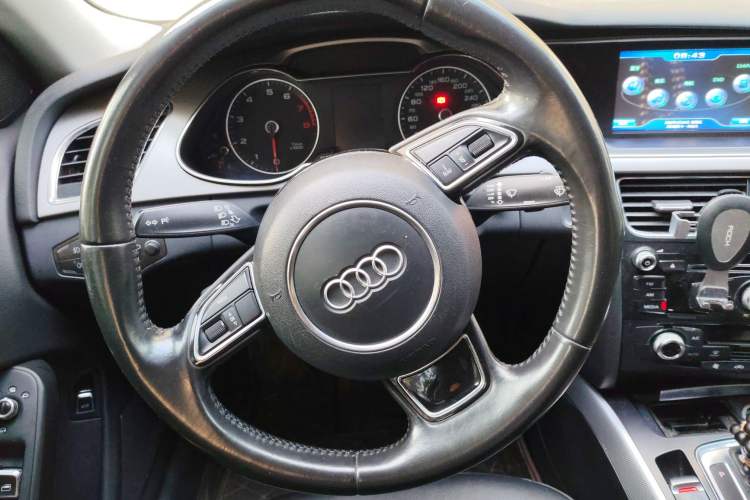 Used Audi A4L 2016 35 TFSI Automatic Standard Model
