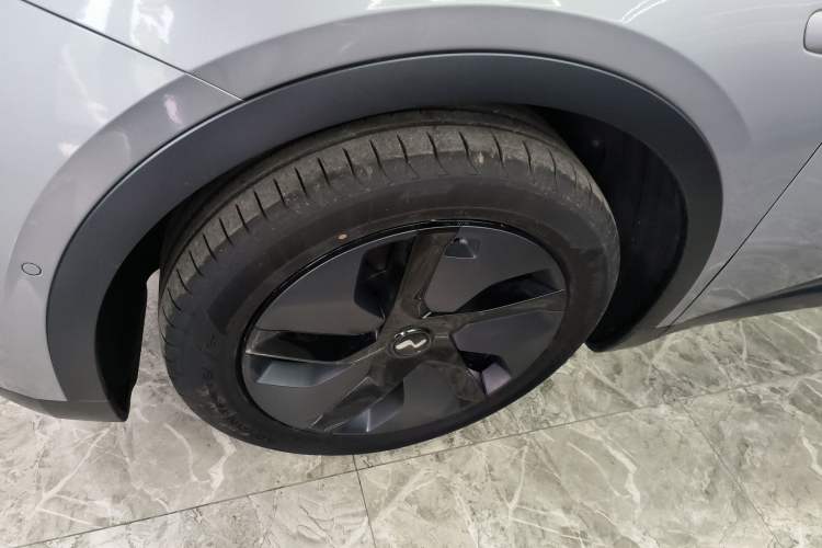 Used ONVO L60 2024 60 kWh Rear-Drive Version