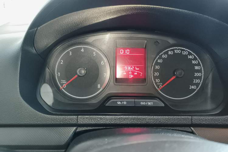 Used Volkswagen Jetta 2017 1.4L Manual Fashion Edition
