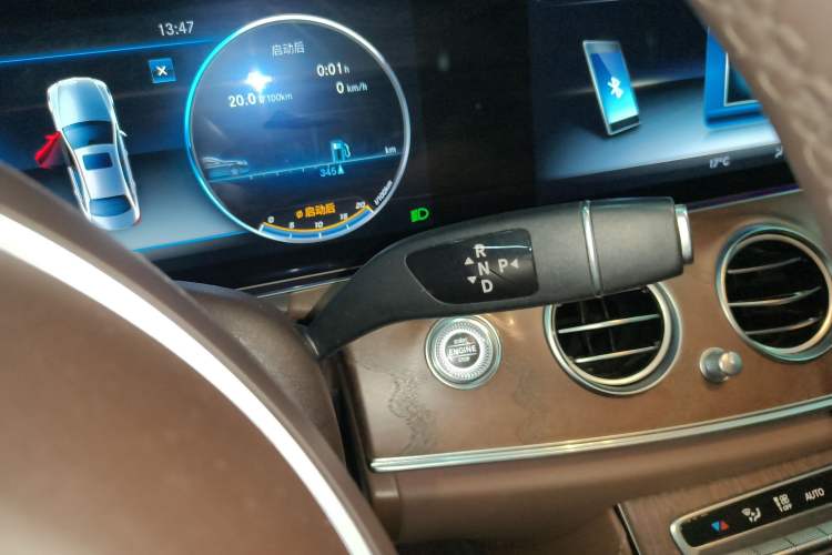 Used Mercedes-Benz E-Class 2018 Facelift E 300 L Luxury Edition
