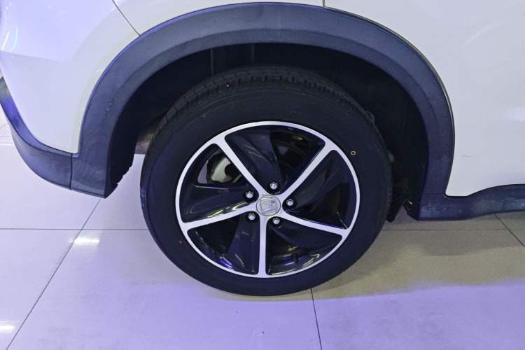 Used Honda Vezel 2020 1.5L CVT Pioneer Edition
