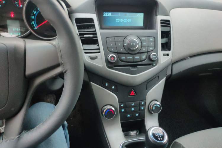 Used Chevrolet Cruze 2012 1.6L SE MT