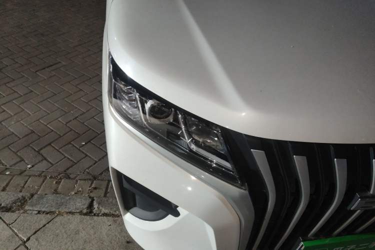 Used BAW Ruisheng Ace M7 2023 1.6L Long Wheelbase Wealth Creation Version 5 Seats Right Front Headlight