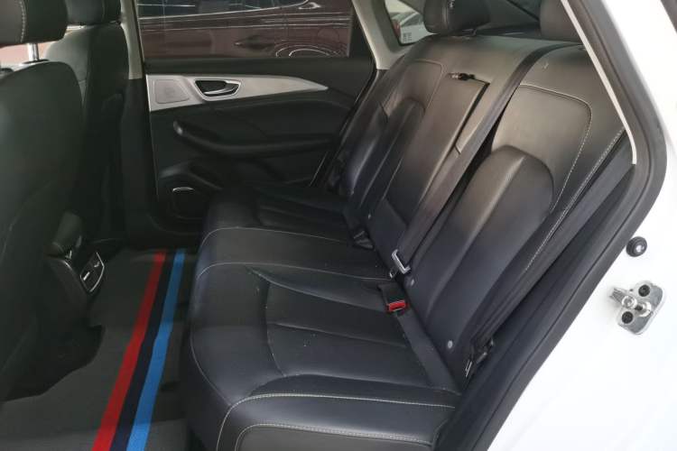 Used Roewe i6 MAX New Energy 2023 EV 420 Skyroof Special Edition Left Rear Seat