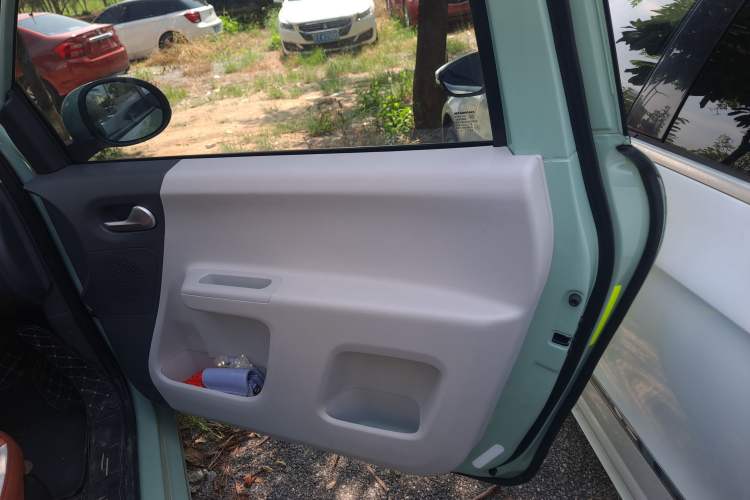 Used CHANGAN Lumin 2022 210km Sweet Edition Interior 5