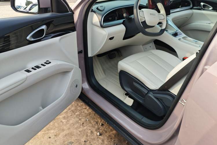 Used Geely Galaxy Geome 2025 310km Dream Edition
