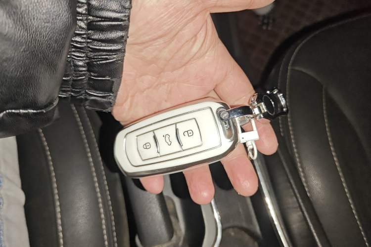 Used Geely Auto Emgrand 2016 Hatchback RS 1.5L CVT Upward Edition