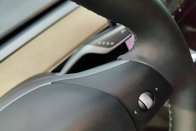 Used Tesla Model Y 2021 Long-Range All-Wheel-Drive Version Gear Lever