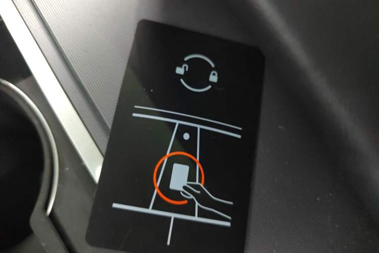 Used Tesla Model 3 2023 Long-Range All-Wheel-Drive Version