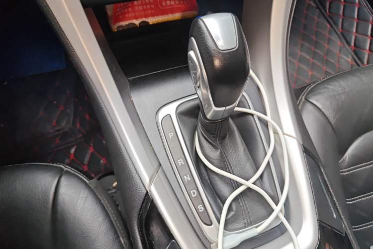 Used Ford Mondeo 2013 1.5L GTDi180 Fashion Edition Gear Lever