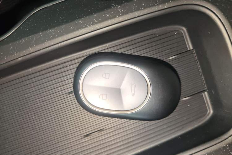 Used Nio ET5 2022 75 kWh