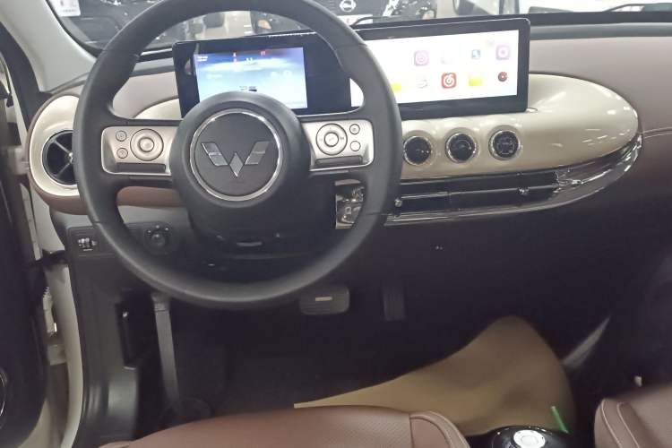 Used Wuling Bingo 2023 333 km Enjoyment Version
