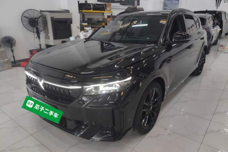 Used VOYAH FREE 2025 318 259 km All-Wheel-Drive Exploration Edition