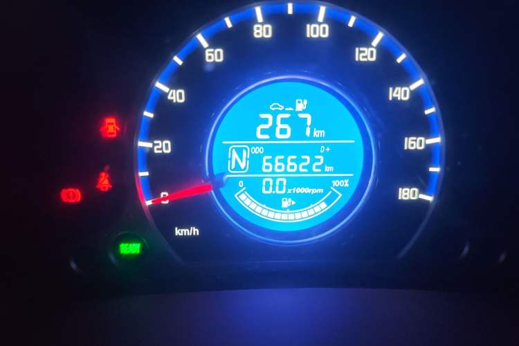 Used CHANGAN Benni E-Star 2021 National Edition Colorful Version Lithium Iron Phosphate (31.86 kWh) Odometer Close Up