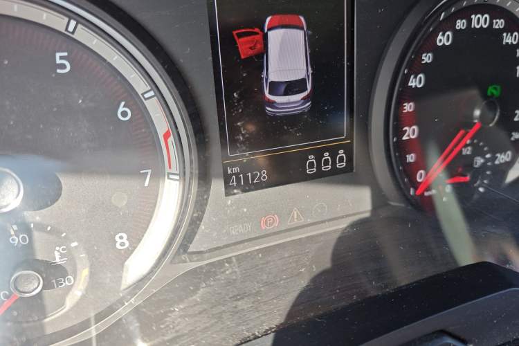 Used Volkswagen Tayron X 2020 330TSI Two-Wheel Drive Luxury Smart Connectivity Version
