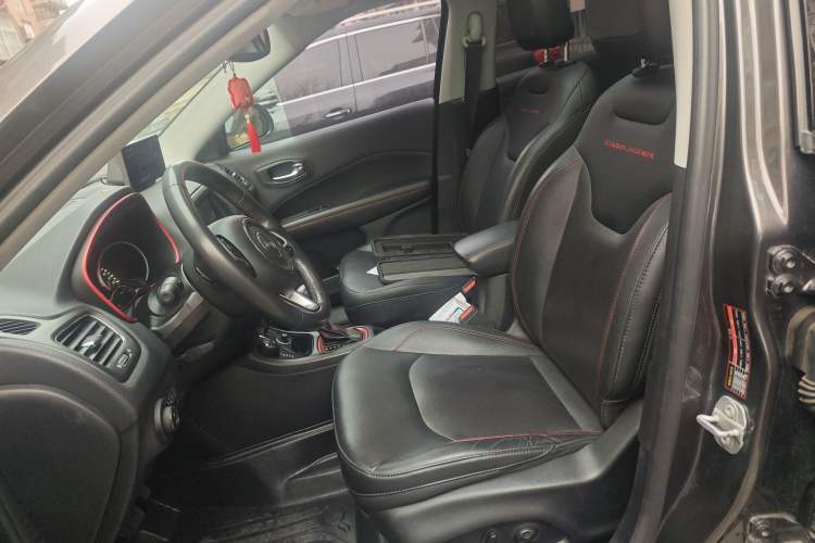 Used Jeep Compass 2017 200TS Automatic High-Performance All-Wheel Drive Edition

