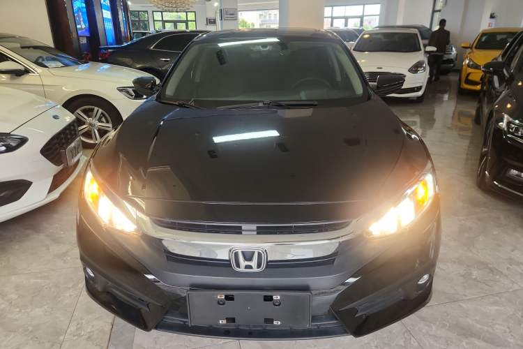 Used Honda Civic 2016 220TURBO Manual Luxury Edition Front