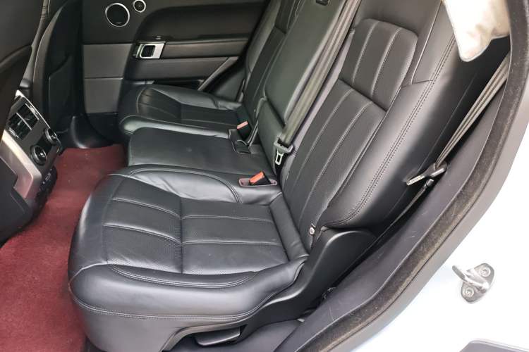 Used Land Rover Range Sport 2018 3.0 SC V6 HSE DYNAMIC Left Rear Seat