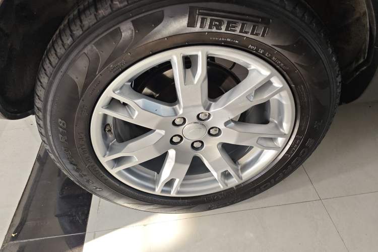 Used Land Rover Range Evoque 2014 2.0T 5-Door Luxury Edition
