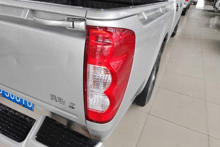 Used Great Wall Wingle 5 2023 "Ganfan" Version 1.5T Gasoline Two-Wheel-Drive Advanced Trim with Long Cargo Bed Exterior 3