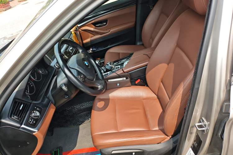 Used BMW 5 Series 2017 520Li Elegant Edition
