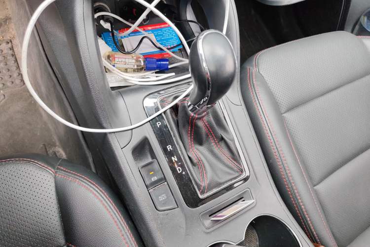 Used Changan CS75 2014 1.8T Automatic Elite Version China V Standard