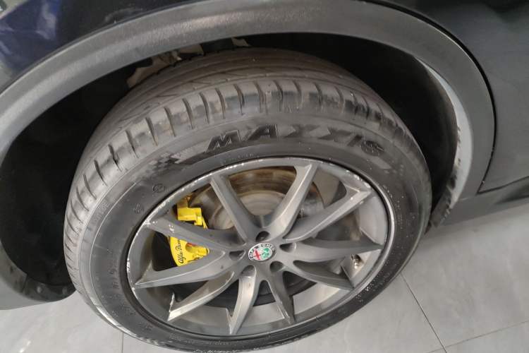 Used Alfa Romeo Stelvio 2017 2.0T 200HP Luxury Edition