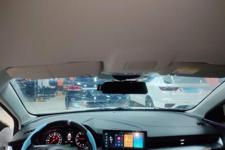 Used MG 5 2023 180 DVVT Manual Fashion Edition
