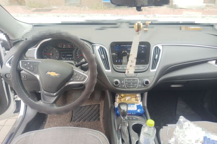 Used Chevrolet Malibu XL 2022 535T Automatic Sport Edition Audio And AC Panel