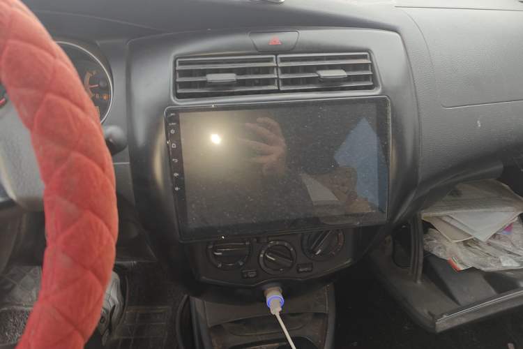 Used Nissan Livina 2008 JINRUI 1.6L Manual Standard Edition Audio And AC Panel