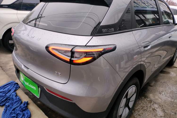 Used Geely Galaxy Geome 2025 310km Youth Edition Right Rear Taillight
