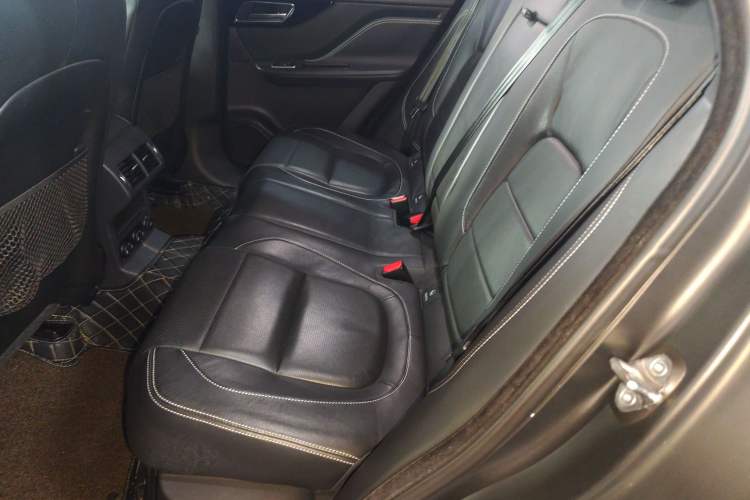 Used Jaguar F-PACE 2016 3.0 SC Four-Wheel Drive R-Sport Sport Edition Left Rear Seat