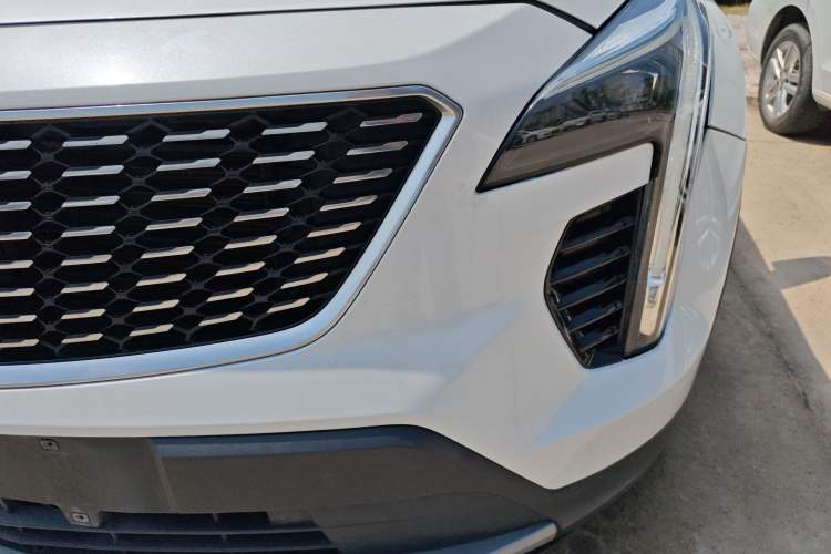 Used Cadillac XT4 2021 28T Two-Wheel Drive Luxury Version Left Front Headlight