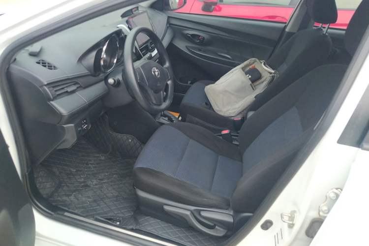 Used Toyota YARiS L Zhi Xiang 2018 1.5E CVT Champion Limited Edition Left Front Seat