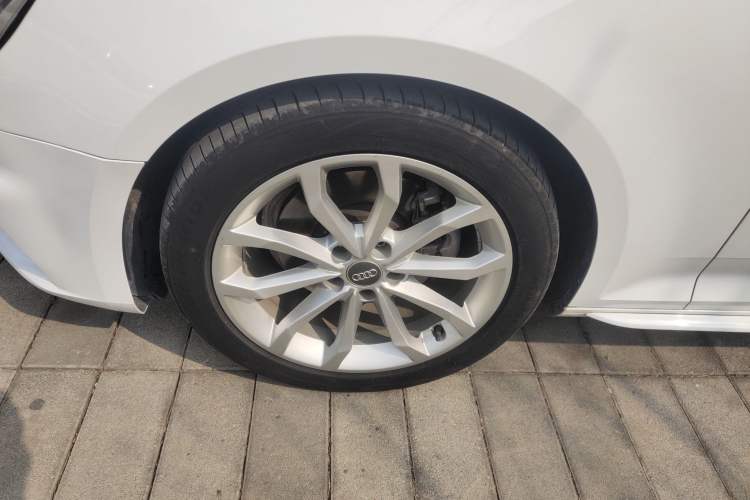 Used Audi A4L 2018 30th Anniversary Edition 40 TFSI Fashion Model