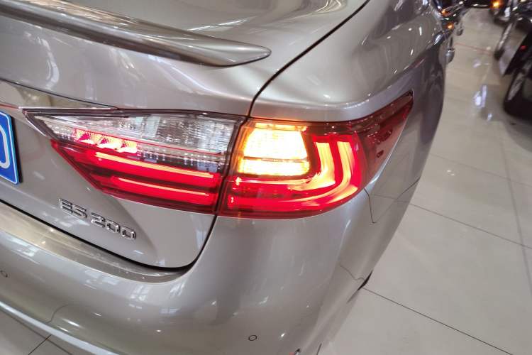 Used Lexus ES 2015 200 Elite Edition