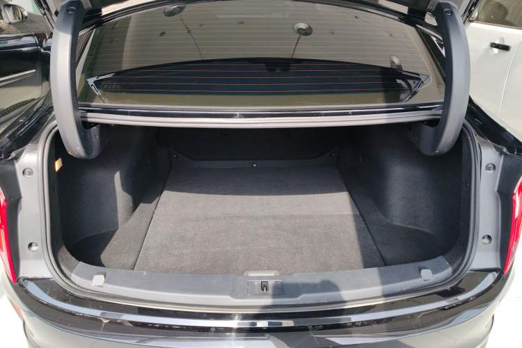 Used Hongqi E-QM5 2024 560km PLUS Trunk