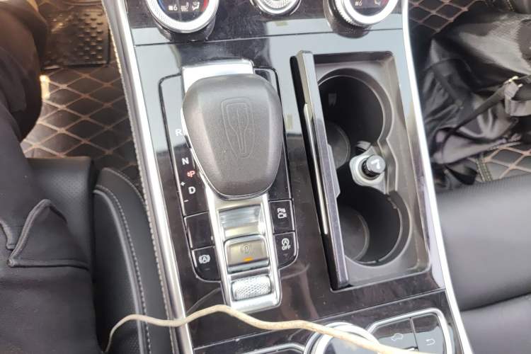 Used Hongqi H9 2020 2.0T Smart Connect Flagship Edition
