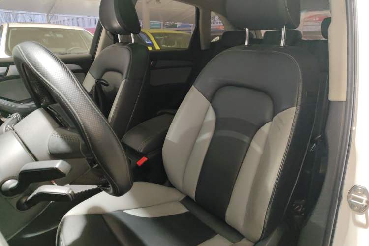 Used Audi Q5 2017 Plus 40 TFSI Technology Model Left Front Seat