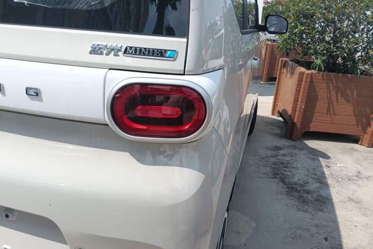 Used Wuling Hongguang MINIEV 2024 3rd Generation 215km Youth Edition
