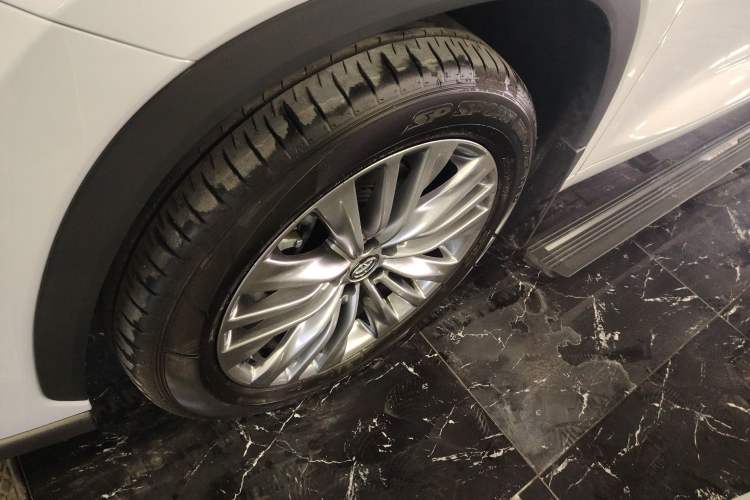 Used Toyota Highlander 2024 2.5L Smart e-Power Dual-Motor All-Wheel-Drive Supreme Edition – 7 Seats Exterior 4