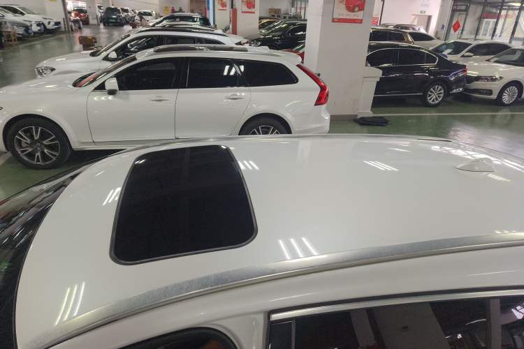 Used Volvo V60 2017 T5 Zhiya Edition China V Standard