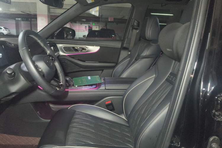 Used GAC Trumpchi GS8 2022 Dual-Engine Series 2.0TM Two-Wheel Drive Prestige Edition (7 Seats)
