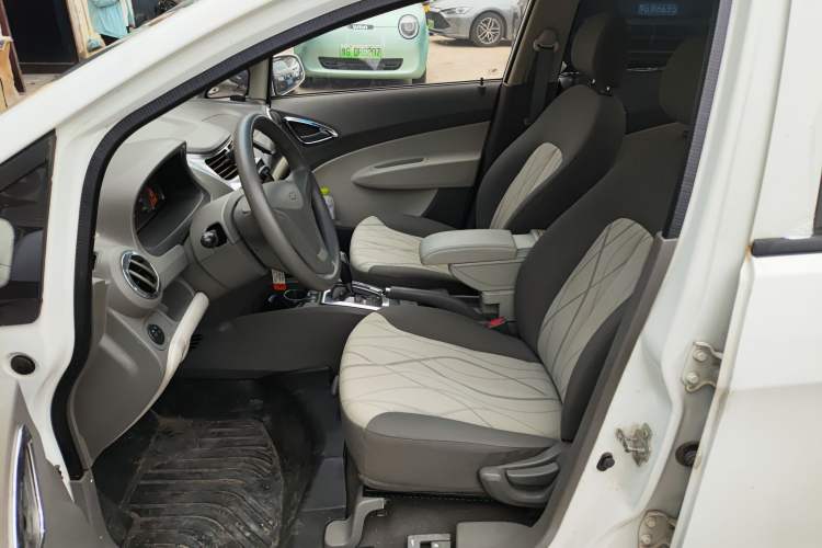 Used Chevrolet Sail 2013 Sedan 1.4L AMT Enjoy Edition