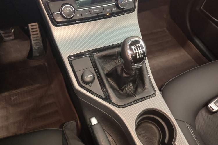 Used Geely Auto Emgrand GS 2016 Sports Edition 1.8L Manual LingShang Model
