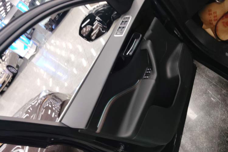 Used Jaguar F-PACE 2019 2.0T Four-Wheel Drive Urban Luxury Edition