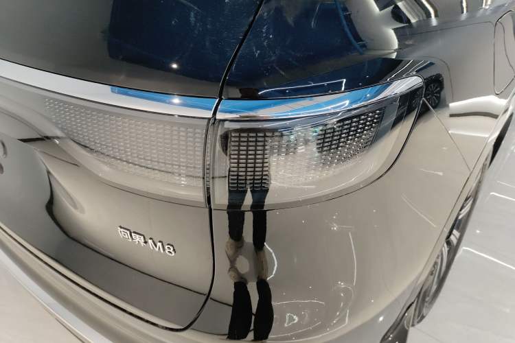 Used Hima AITO M8 2025 Extended-Range Max+ Version 53.4 kWh 5-Seater Edition
