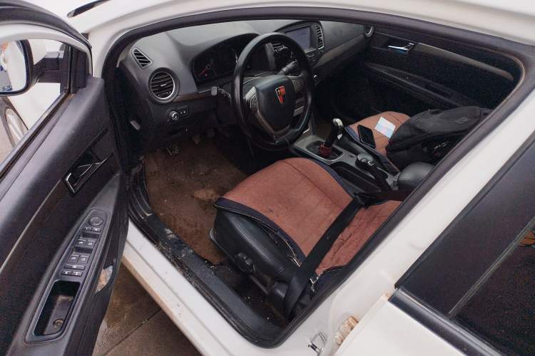 Used Roewe 350 2014 1.5L Manual Swift Edition