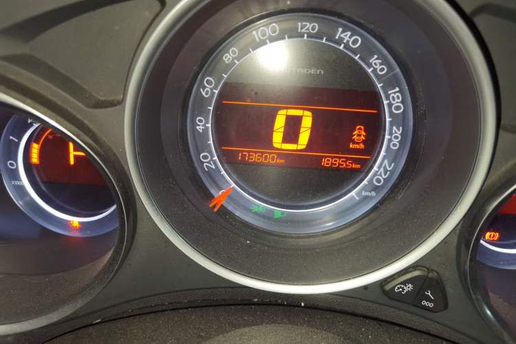 Used Citroen C4L 2013 1.6 THP Automatic Impression Edition